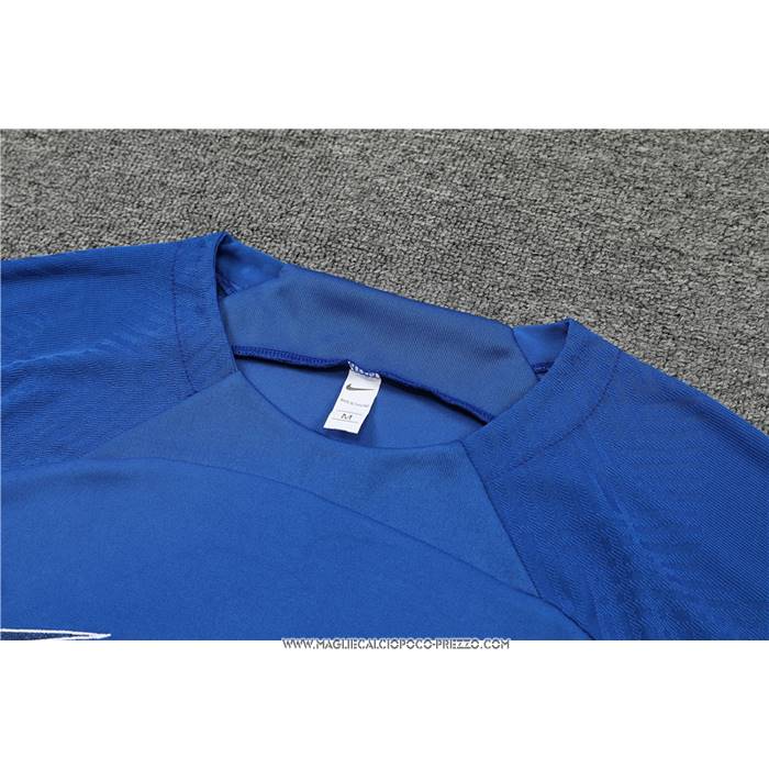 Tuta da Track
 Inter
 2022-23 Manica Corta
 Blu
 - Pantaloncini
